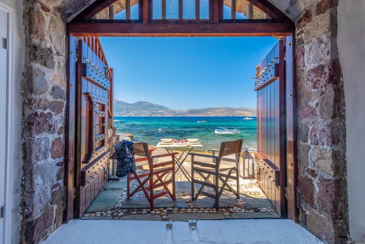 Neosikos Amazing Beach House In Milos Island Villa Klima  Eksteriør billede